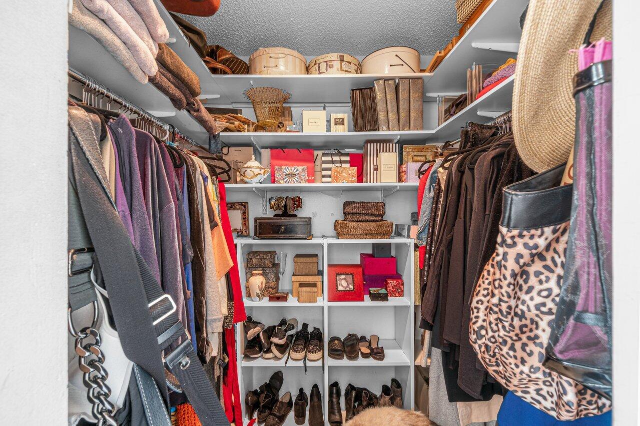 3288 Northwest 27th Avenue Boca Raton, FL 33434 - Photo 25 of 32 Main Walk in Closet