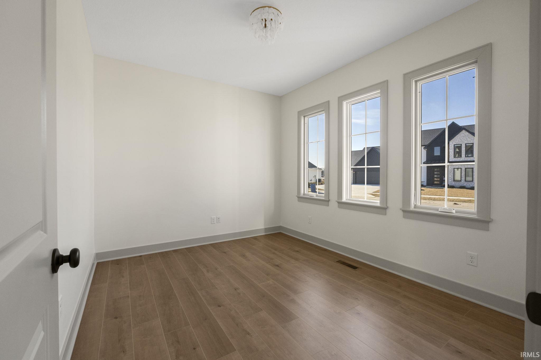 651 Grantham Passage Fort Wayne, IN 46845 - Photo 6 of 36