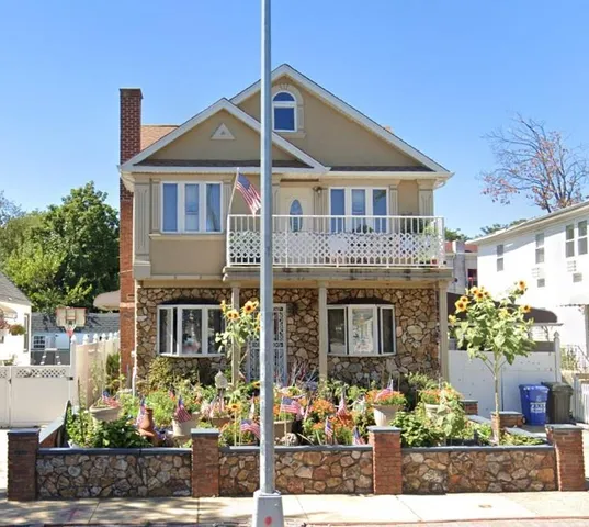 $1,250,000 | 82-44 263rd Street | Floral Park