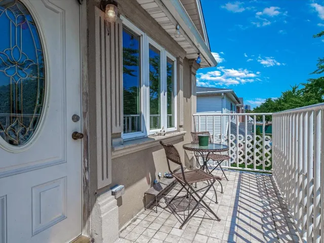 $1,250,000 | 82-44 263rd Street | Floral Park