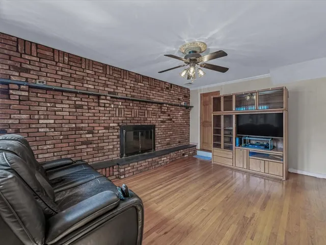 $1,250,000 | 82-44 263rd Street | Floral Park