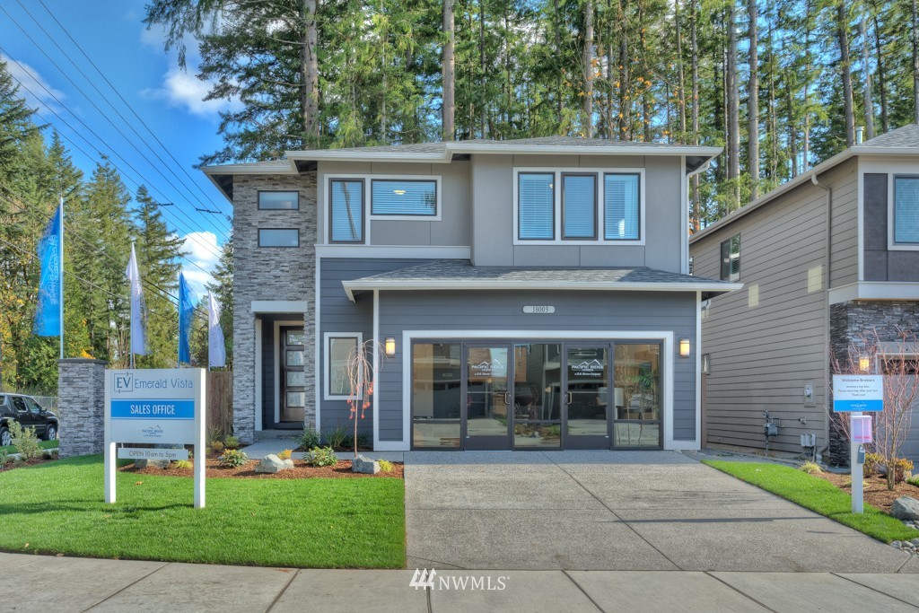 102 176th Place Southwest, Unit 5 Bothell, WA 98012 - Photo 1 of 2