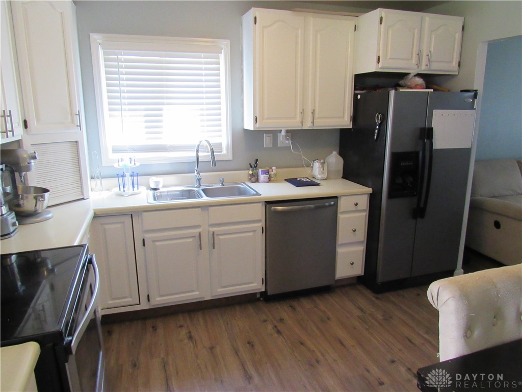 1248 Jeanette Drive Riverside, OH 45432 - Photo 7 of 24
