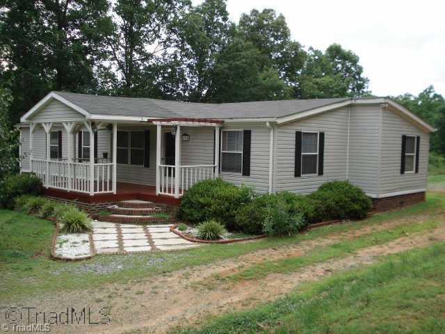 138 West Grove Road Lexington, NC 27295 - Photo 1 of 7 Exterior Front.