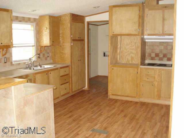 138 West Grove Road Lexington, NC 27295 - Photo 3 of 7 Other. Large Kitchen