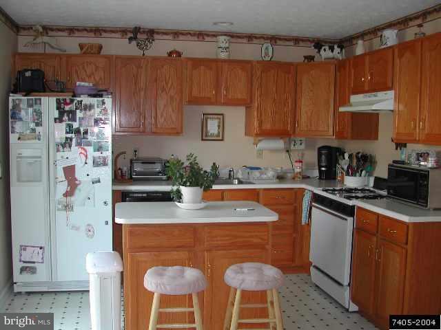 170 Country Ridge Drive Red Lion, PA 17356 - Photo 3 of 7 Gallery Image 3