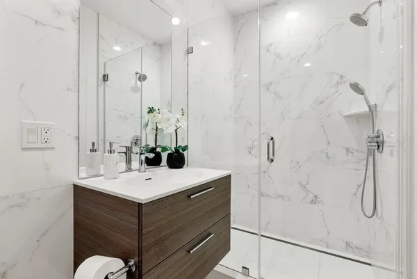 $949,000 | 39 A Street, Unit 16, Boston, MA 02127