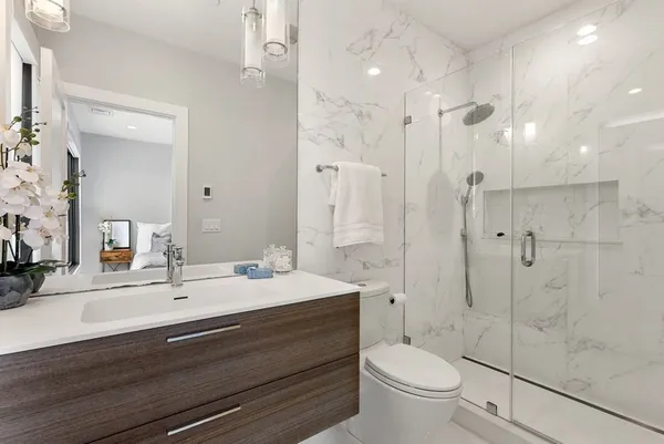$949,000 | 39 A Street, Unit 16, Boston, MA 02127