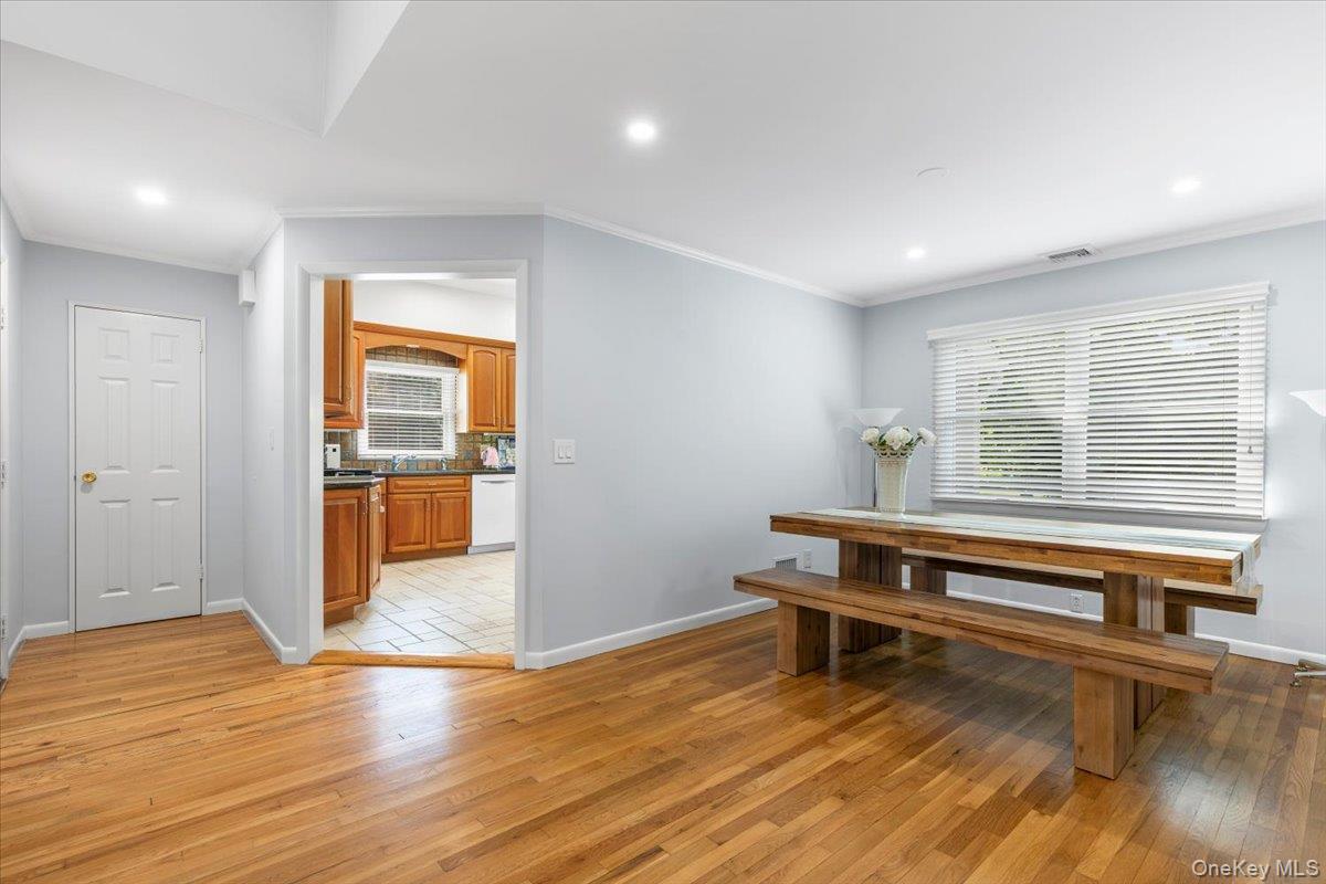 22 Paddock Road Rye Brook, NY 10573 - Photo 6 of 21