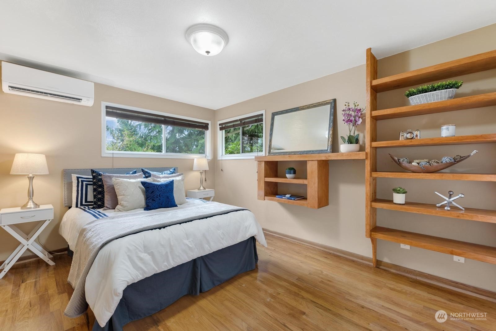 4531 Crescent Avenue Everett, WA 98203 - Photo 9 of 23 a bedroom with a bed and a window