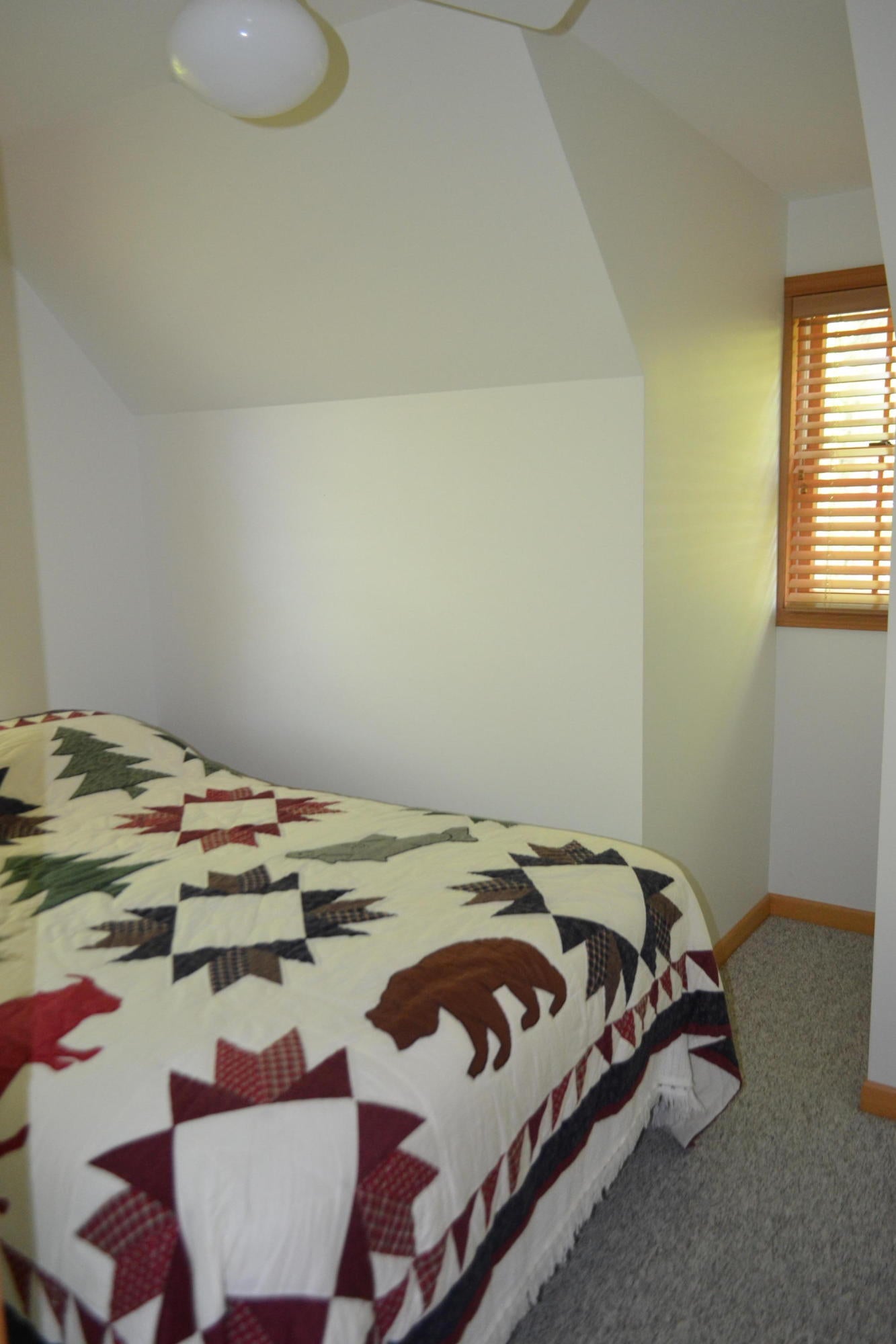 16943 Chippewa Road Alpena, MI 49707 - Photo 11 of 25 Gallery Image 11