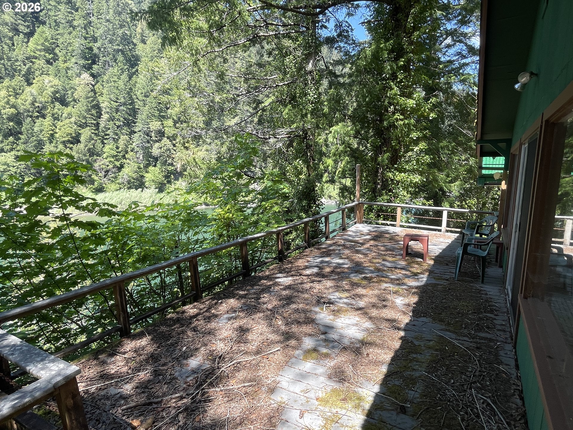33090 Lupine Way Agness, OR 97406 - Photo 16 of 24 Deck