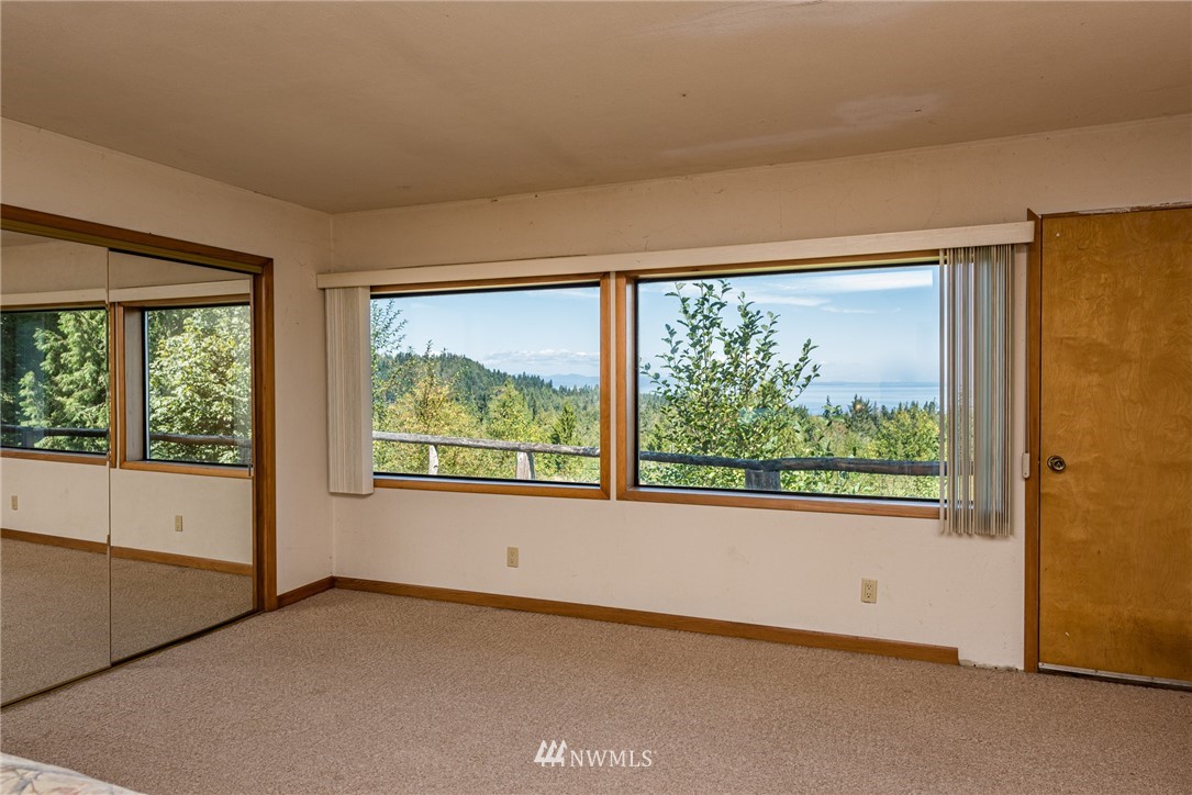 356 Lawrence Road Port Angeles, WA 98363 - Photo 11 of 32 Gallery Image 11
