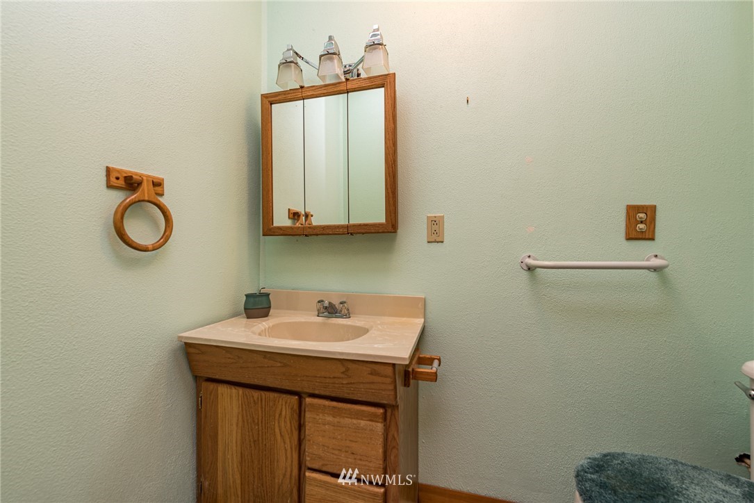 356 Lawrence Road Port Angeles, WA 98363 - Photo 15 of 32 Gallery Image 15