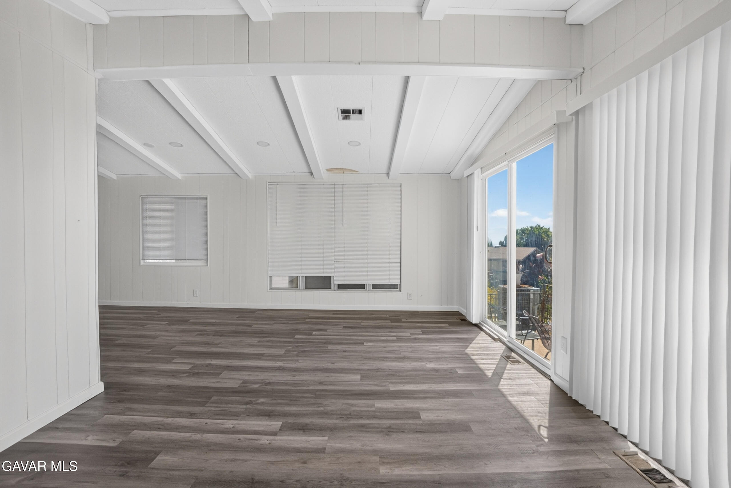 24303 Woolsey Canyon Road Canoga Park, CA 91304 - Photo 9 of 40 DSC_4719