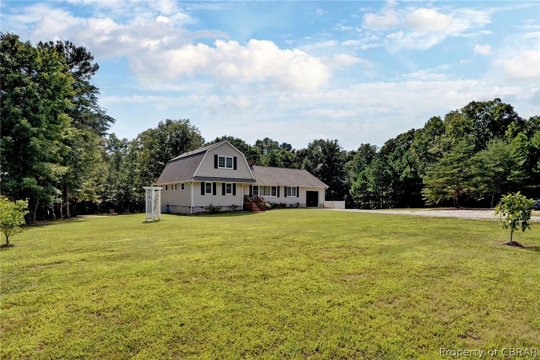 14401 Stage Road Lanexa, VA 23089 - Photo 27 of 35 Huge front yard