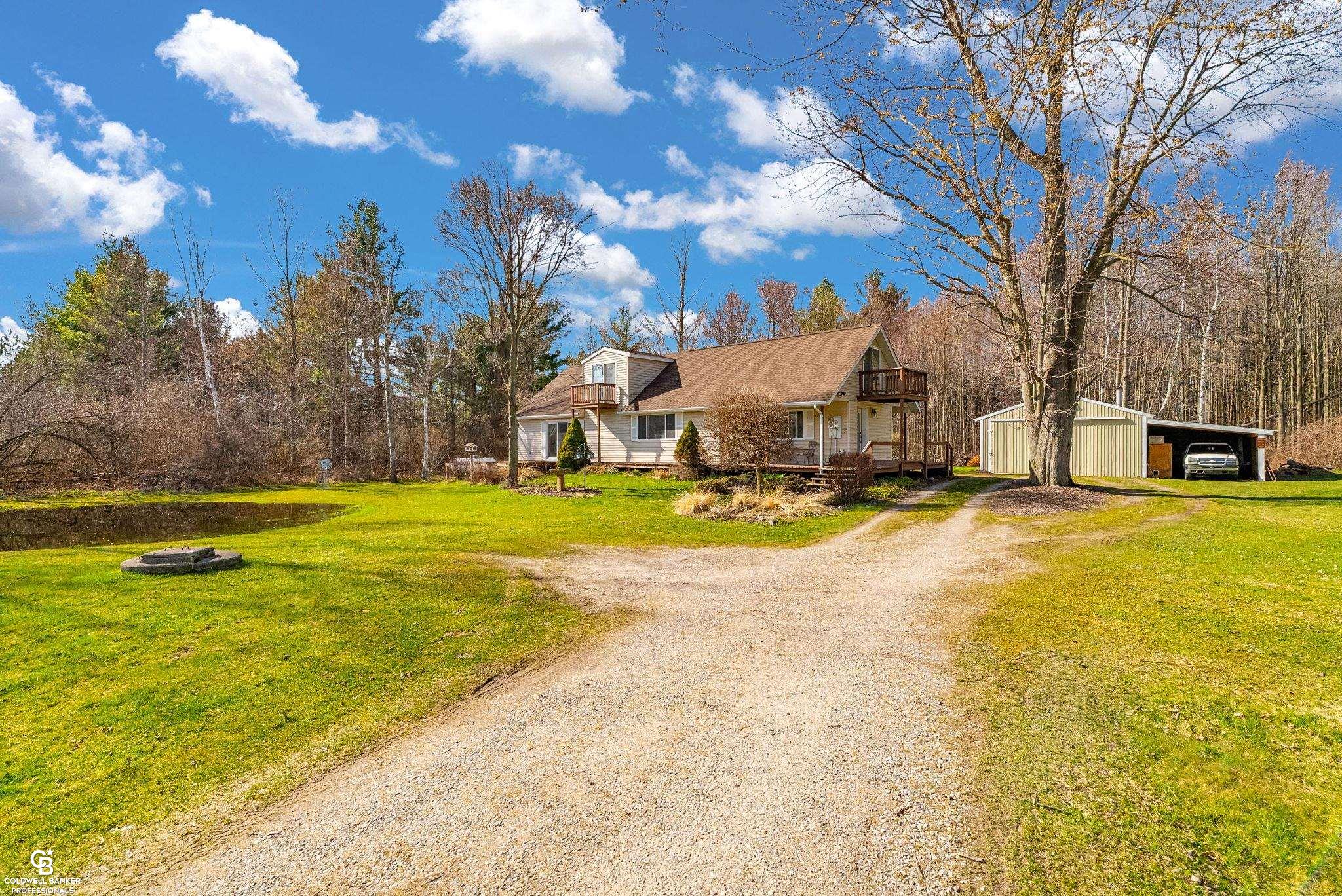 4610 Fisher Road Jeddo, MI 48032 - Photo 3 of 55 50171572-9c0fdc9e-093a-403f-99c9-ae0abe6e0712.JPG