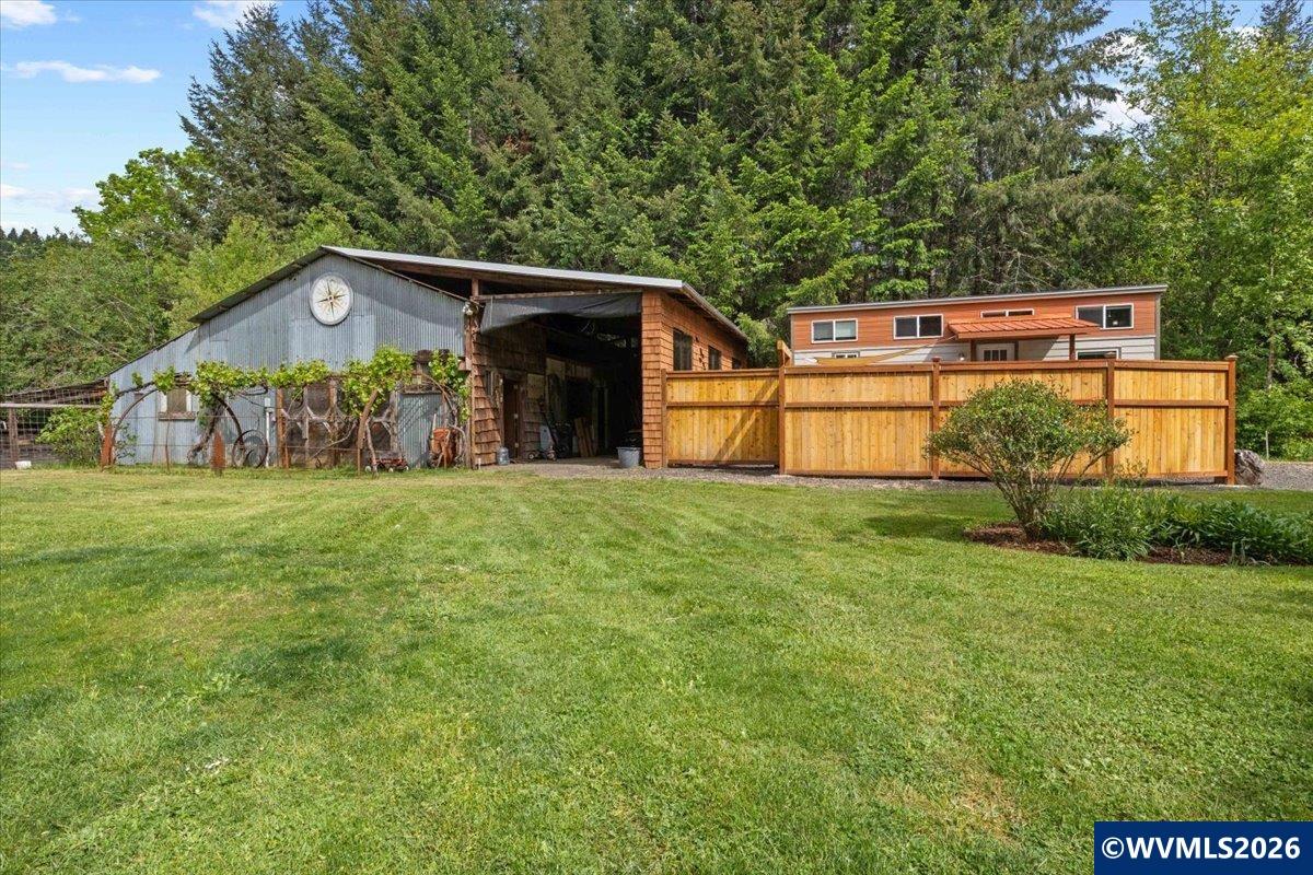 20720 Blodgett Road Blodgett, OR 97326 - Photo 14 of 18