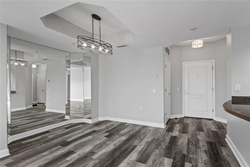 3475 Oak Valley Road Northeast, Unit 910 Atlanta, GA 30326 - Photo 17 of 27 Gallery Image 17