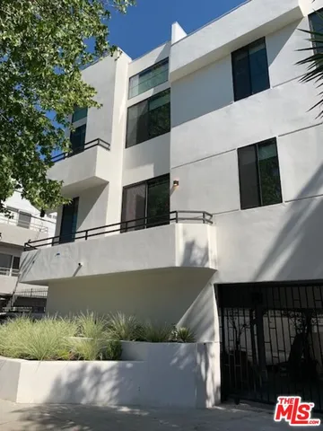 $4,195 | 3602 Dunn Drive, Unit 2, Los Angeles, CA 90034