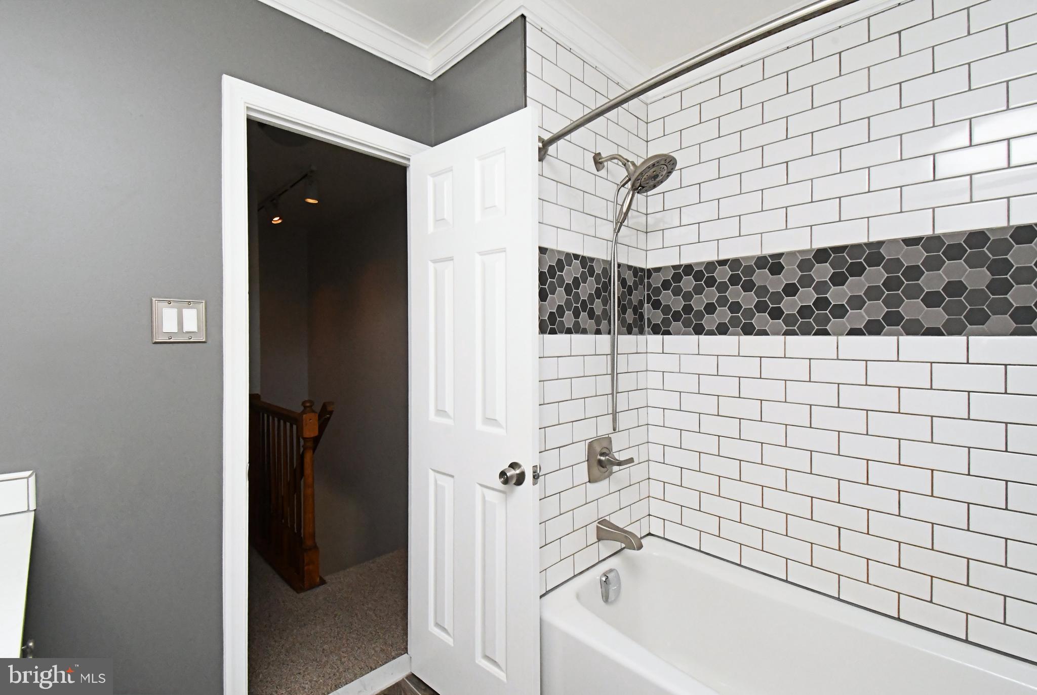 22 Fitzwatertown Road, Unit A10 Willow Grove, PA 19090 - Photo 22 of 30 Tiled shower tub