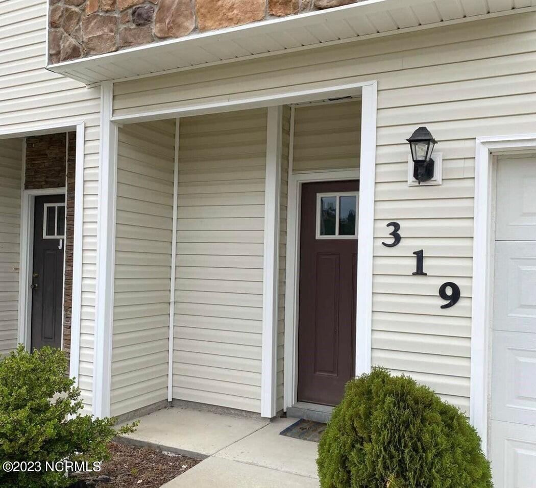 319 Frisco Way Holly Ridge, NC 28445 - Photo 1 of 7 20220510011805449470000000-o