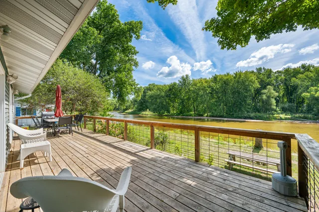 $205,000 | 8484 50th Avenue, Evart, MI 49631