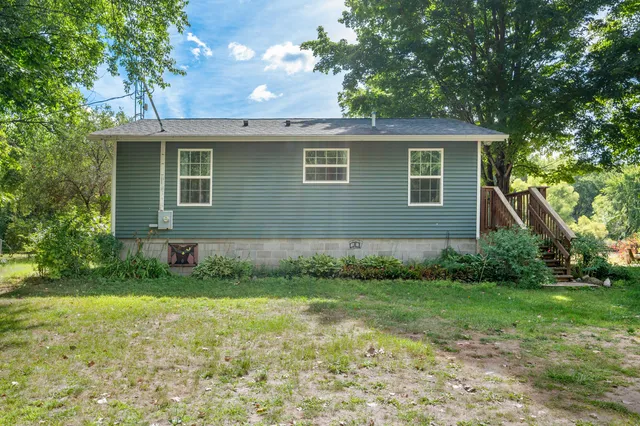 $205,000 | 8484 50th Avenue, Evart, MI 49631