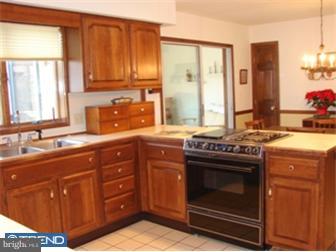 32 Fox Hollow Road Downingtown, PA 19335 - Photo 4 of 12 Gallery Image 4