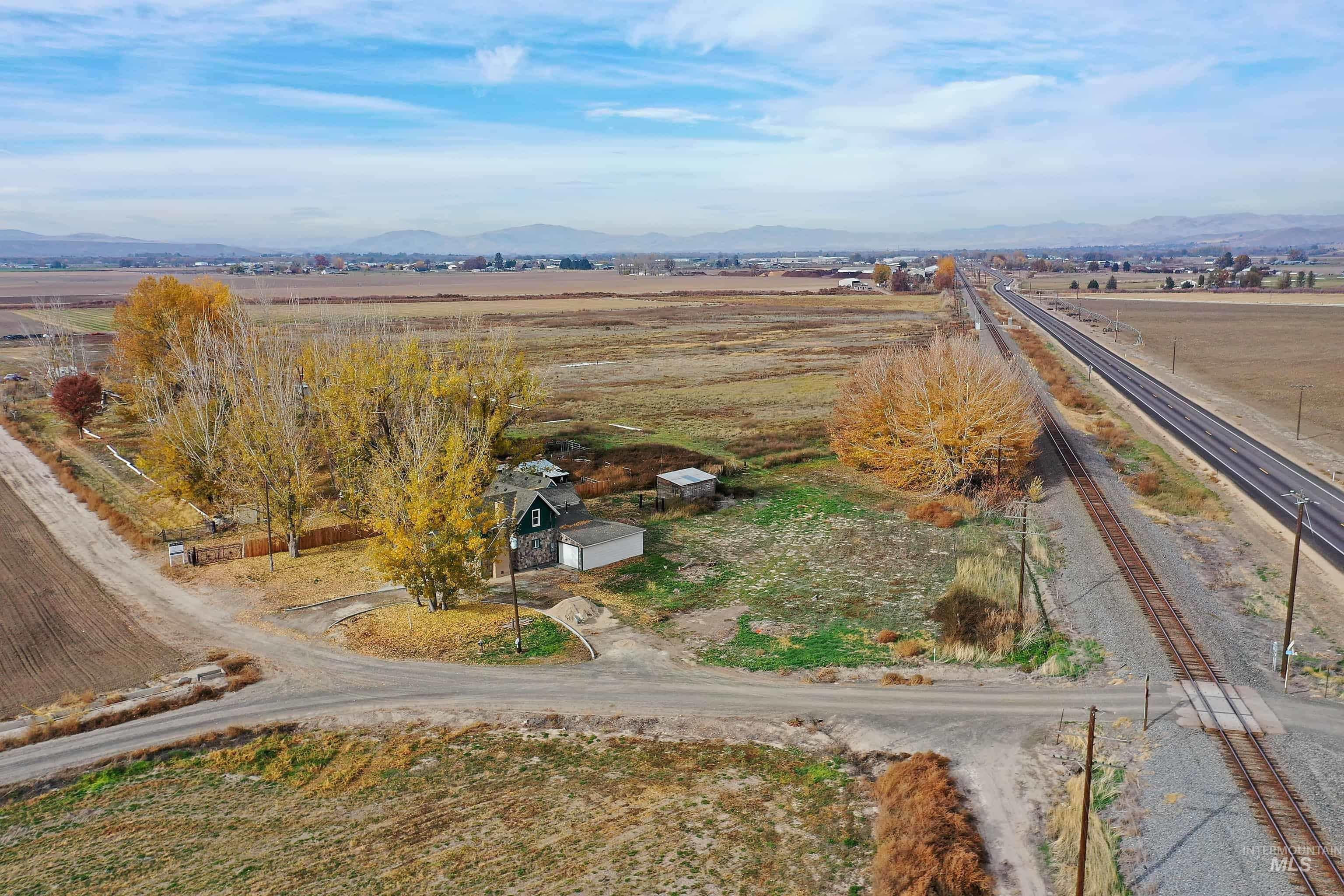 327 Macomb Road Weiser, ID 83672 - Photo 47 of 49 View of rural area with mountains