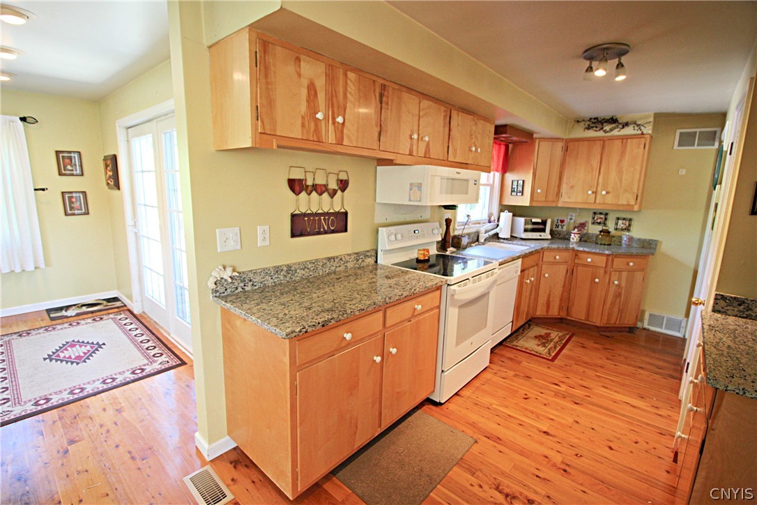 3878 Davis Corners Road Eaton, NY 13408 - Photo 11 of 34 Kitchen