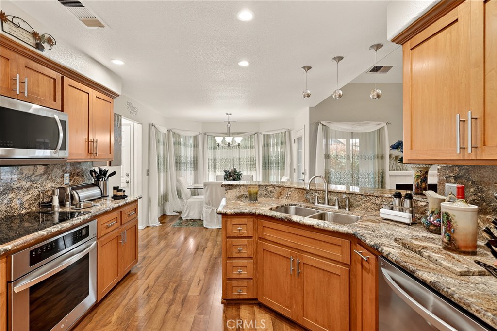 3947 Finch Court Merced, CA 95340 - Photo 13 of 73