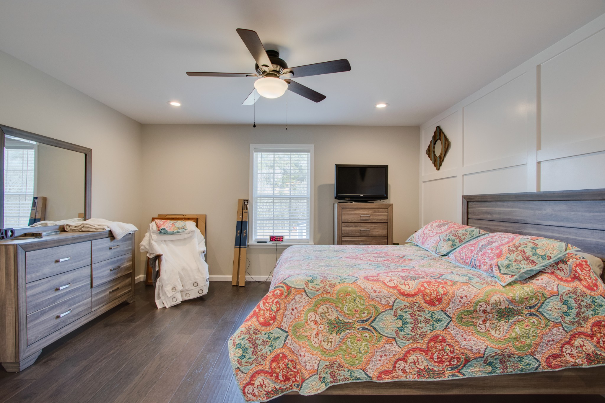 20 Young Road Buffalo Valley, TN 38548 - Photo 18 of 28 a bedroom with a bed and a flat screen tv