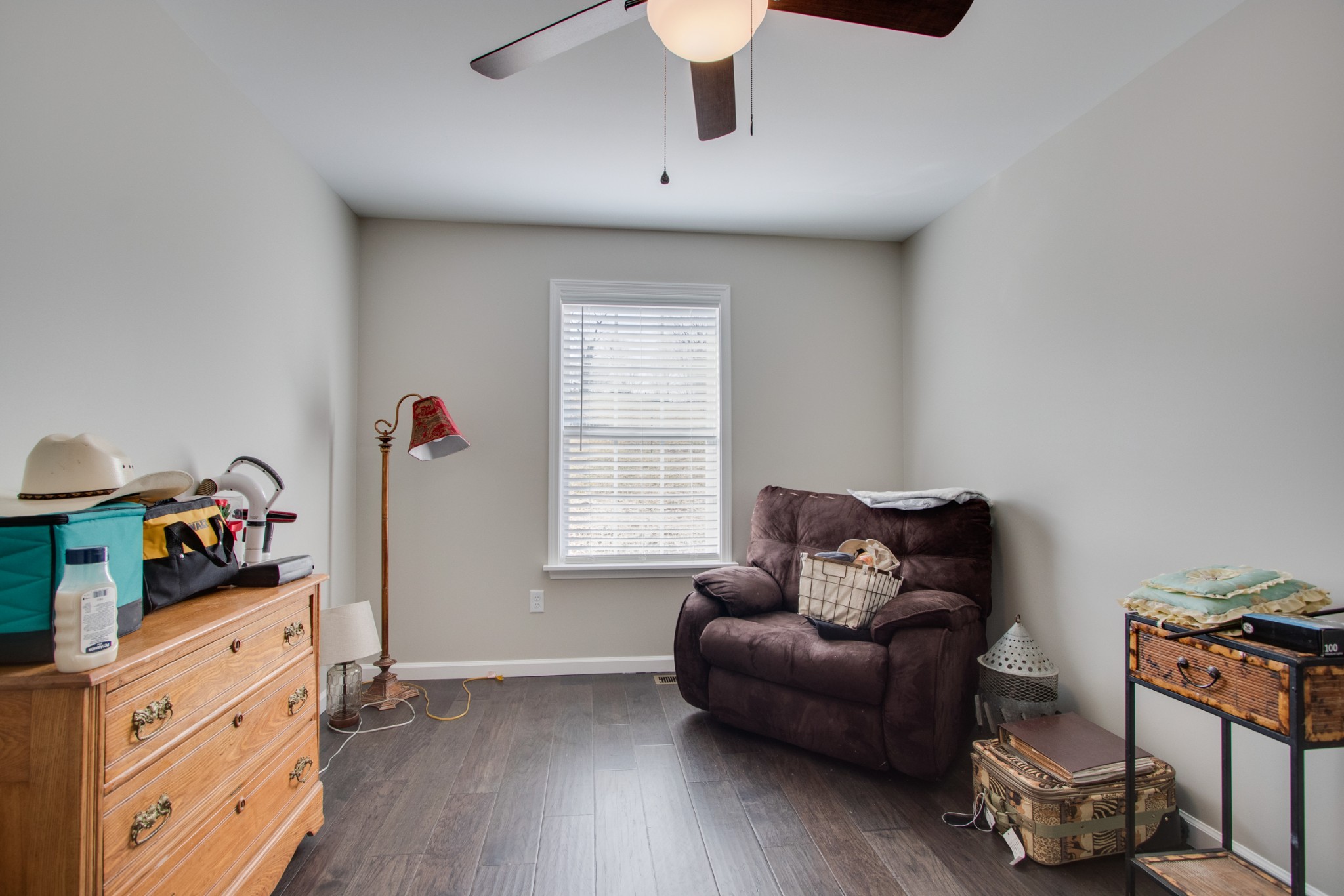 20 Young Road Buffalo Valley, TN 38548 - Photo 24 of 28 a living room with furniture and a window