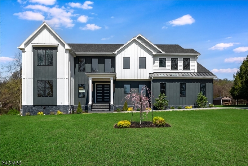 9 Midvale Drive Warren, NJ 07059 - Photo 2 of 49
