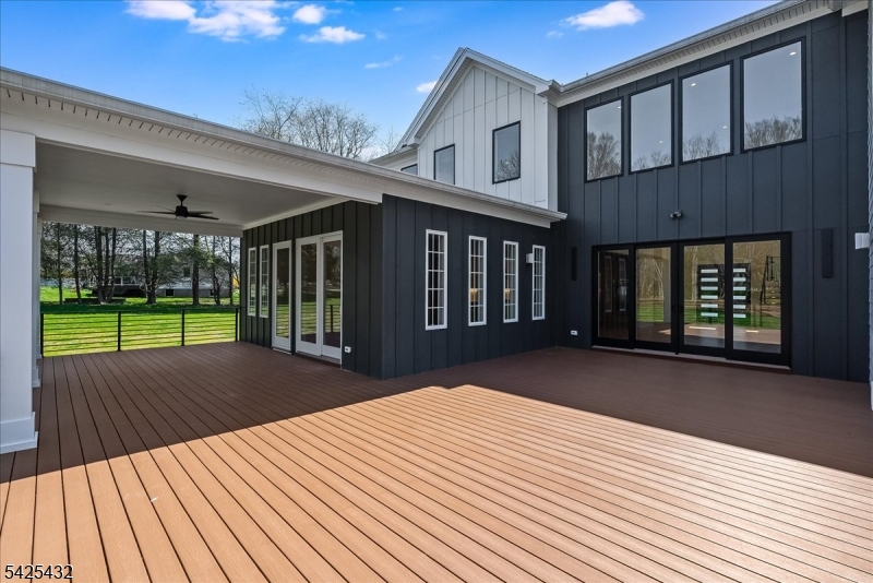9 Midvale Drive Warren, NJ 07059 - Photo 45 of 49