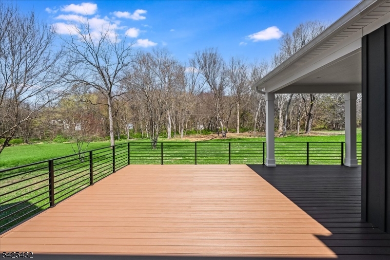 9 Midvale Drive Warren, NJ 07059 - Photo 46 of 49