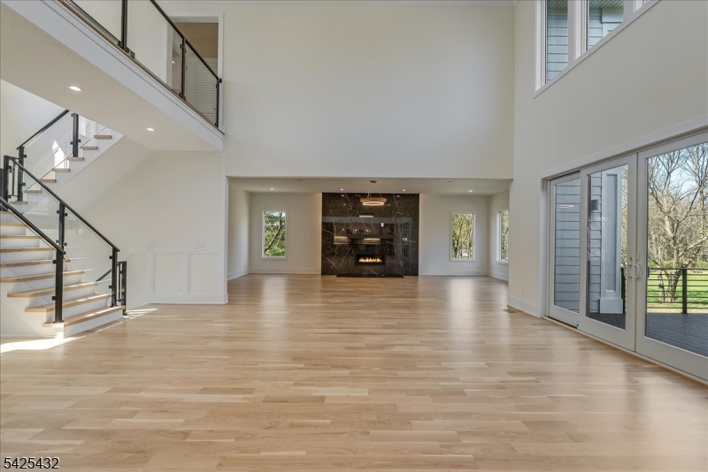 9 Midvale Drive Warren, NJ 07059 - Photo 9 of 49