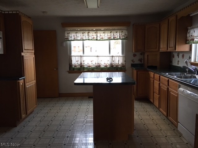 22669 Buck Road Alliance, OH 44601 - Photo 4 of 12