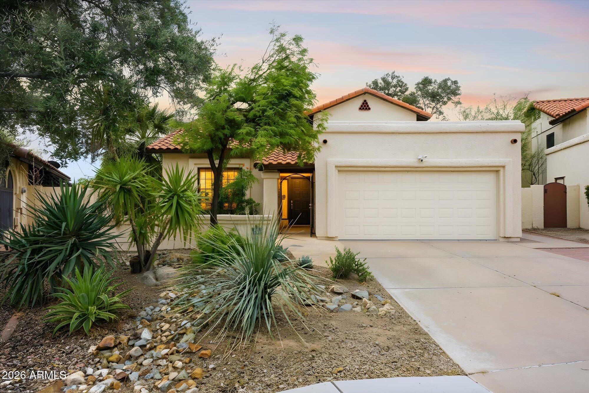 405 East Marny Road Tempe, AZ 85288 - Photo 1 of 36 a view of front a house