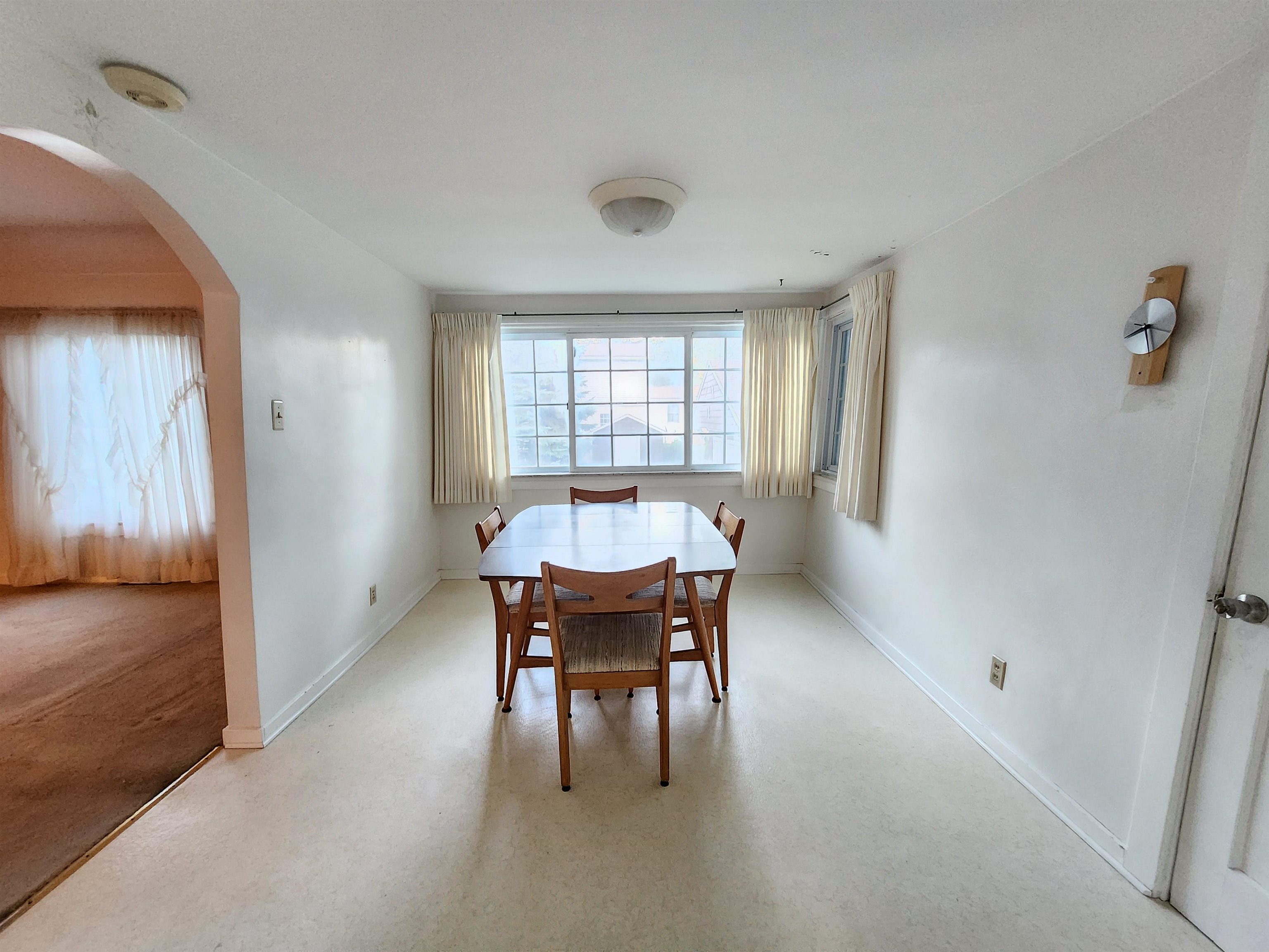 792 Bay Road Bay City, MI 48706 - Photo 12 of 24 Gallery Image 12