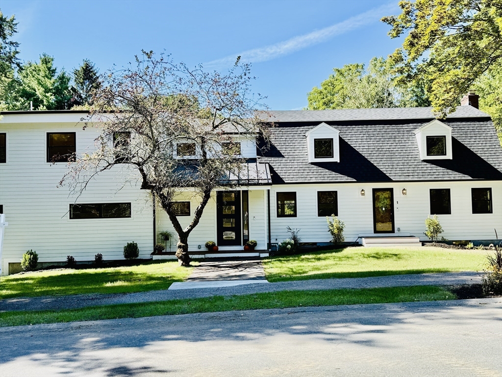 1 Maureen Road Lexington, MA 02420 - Photo 1 of 20