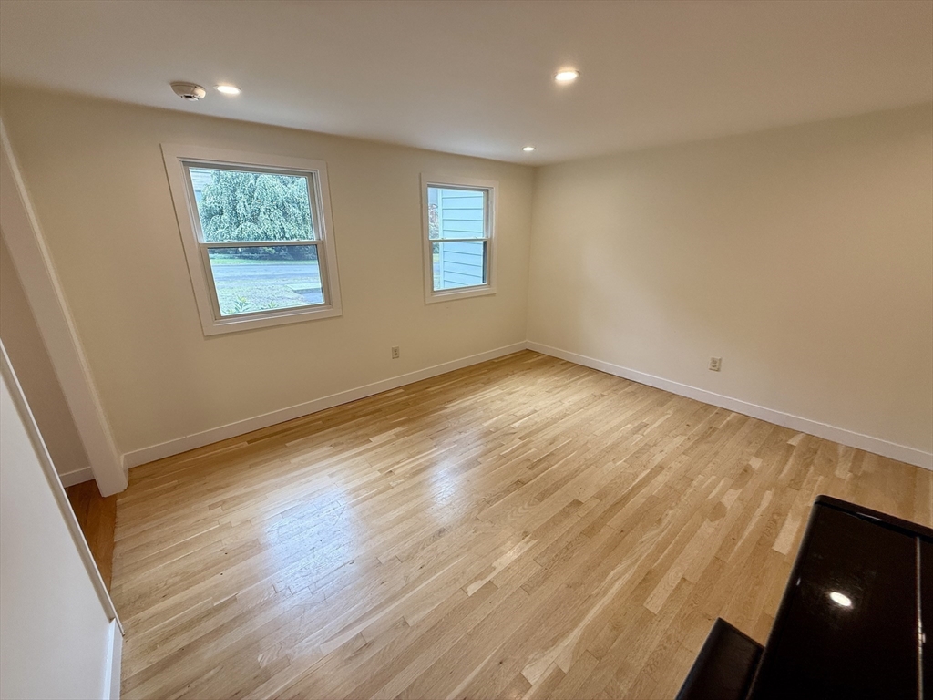 1 Maureen Road Lexington, MA 02420 - Photo 14 of 20