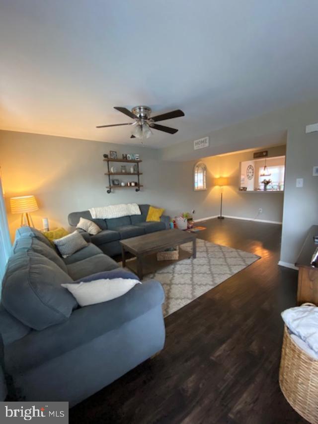 9 Church Road Horsham, PA 19044 - Photo 4 of 23 Gallery Image 4
