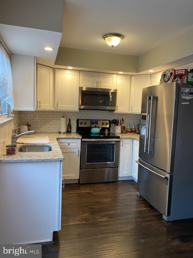 9 Church Road Horsham, PA 19044 - Photo 6 of 23 Gallery Image 6