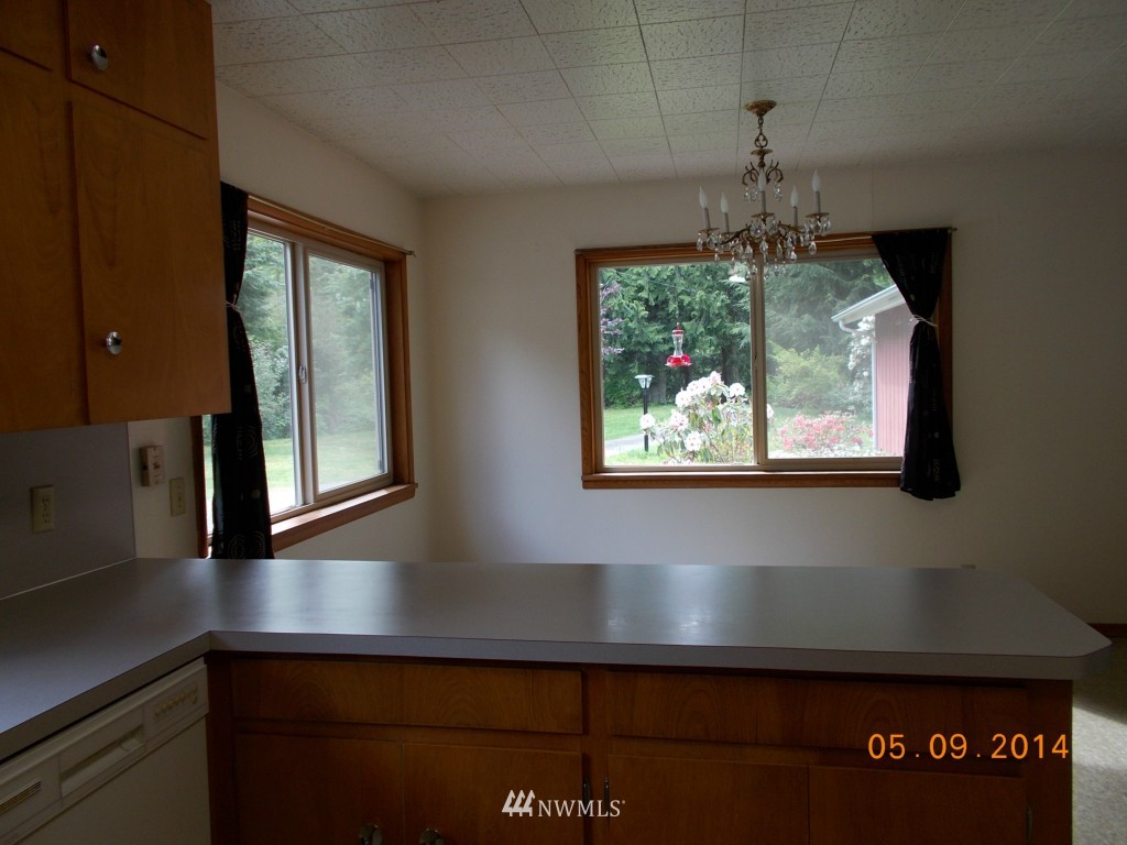 453 Gossett Road Port Angeles, WA 98363 - Photo 5 of 18 Gallery Image 5