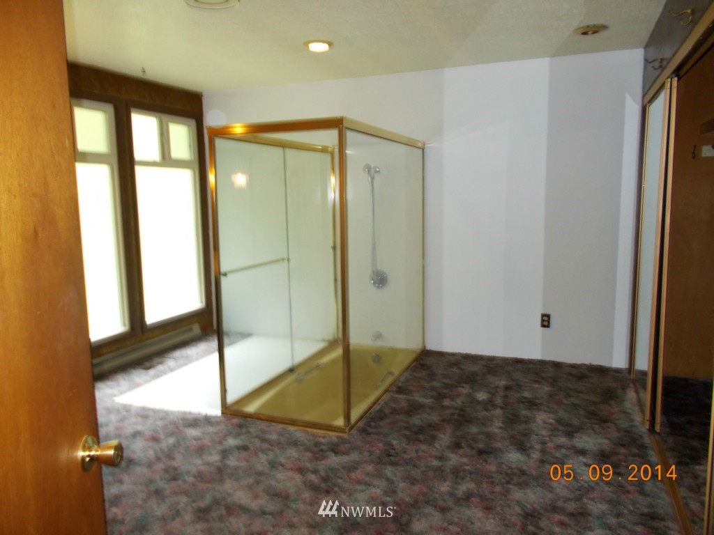 453 Gossett Road Port Angeles, WA 98363 - Photo 8 of 18 Gallery Image 8
