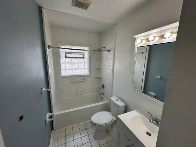 $1,500 | 24448 Carlysle Street, Dearborn, MI 48124