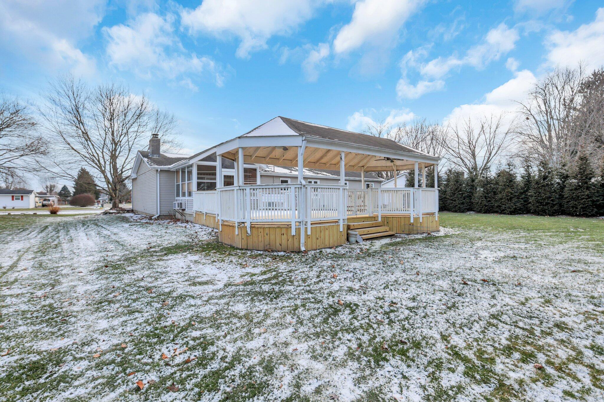 252 Derby Downs Road Newark, OH 43055 - Photo 51 of 64 Back Yard
