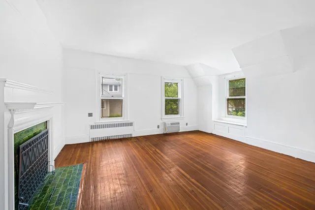 $3,450,000 | 209 Argyle Road | Prospect Park South